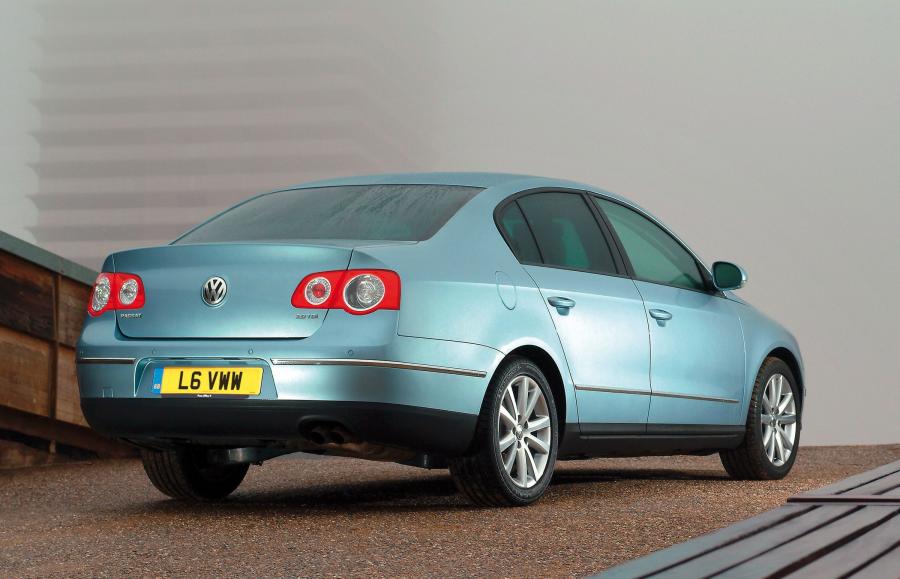  Volkswagen Passat 2005 года  (фото 4 из 161)